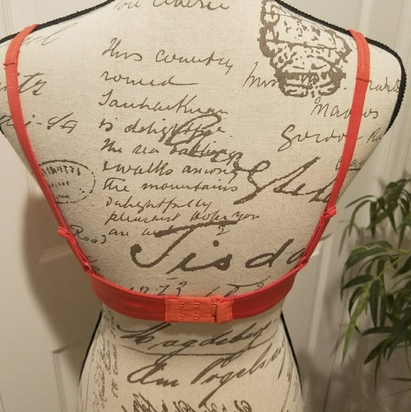 🎈Very Sexy VS Bra - Picture 2 of 3